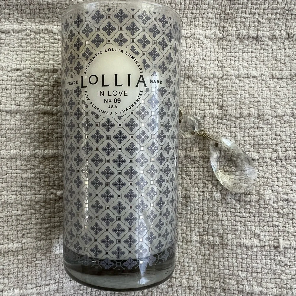 Lollia candle new